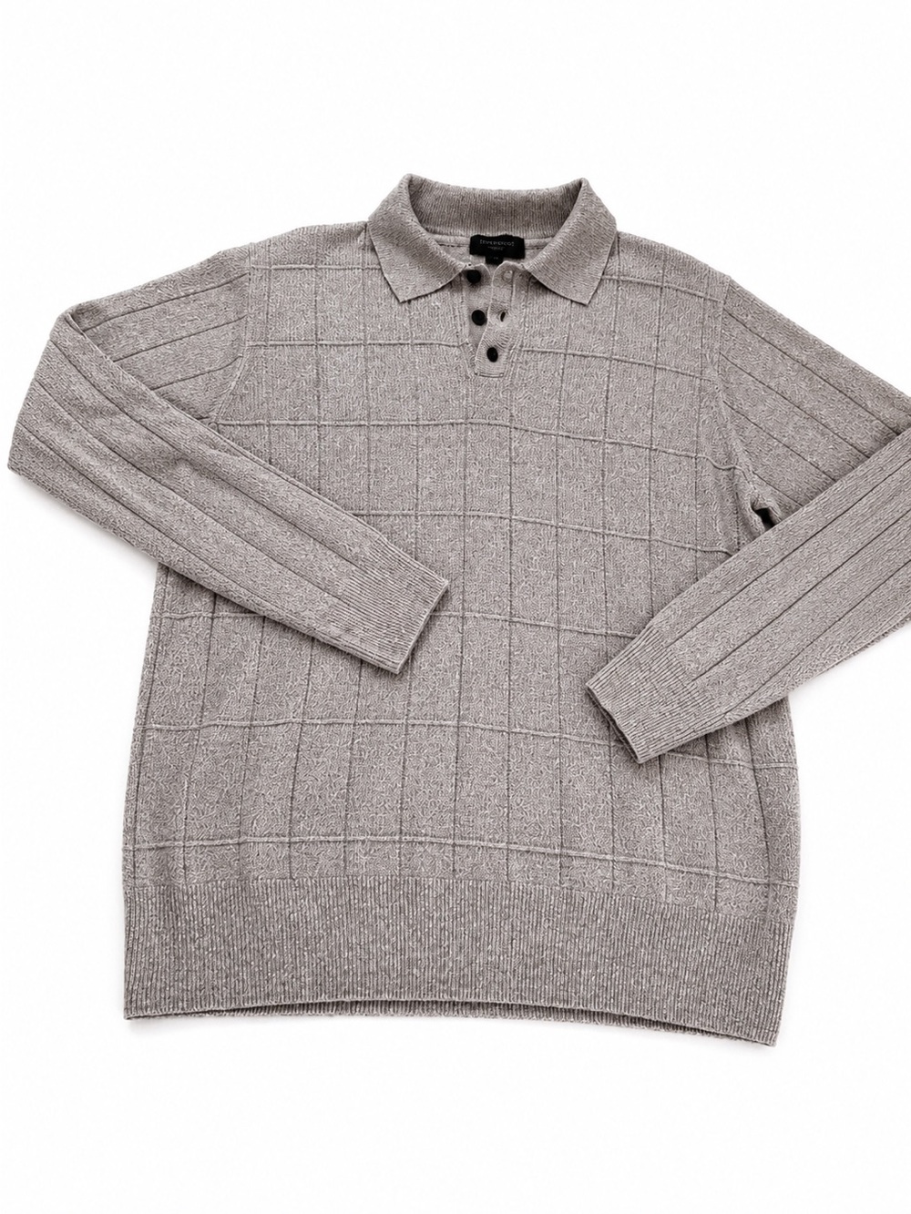 Dockers Men's V-Neck Windowpane Sweater in Light Gray